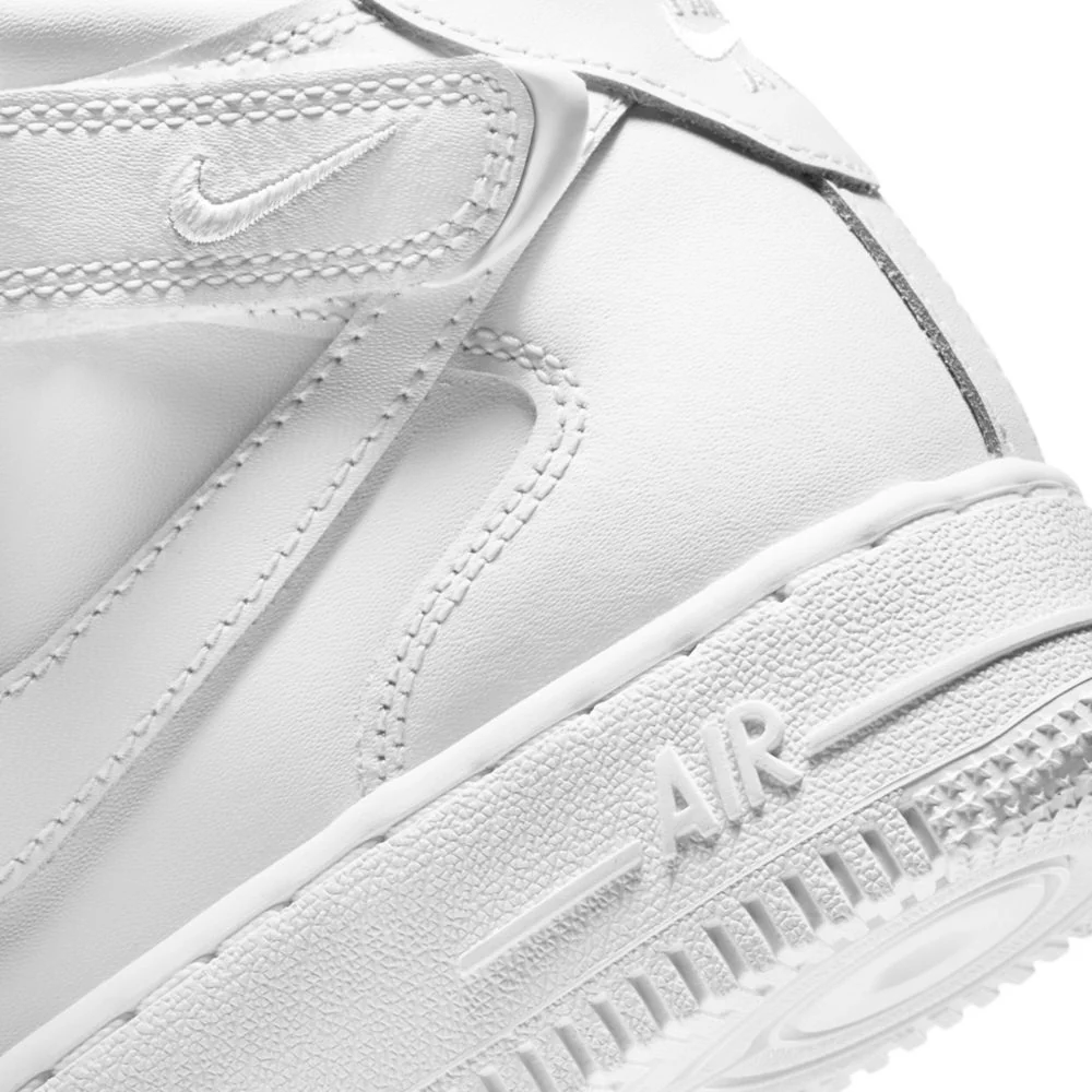 Air Force 1 Mid Le (Big Kid) - Image 8