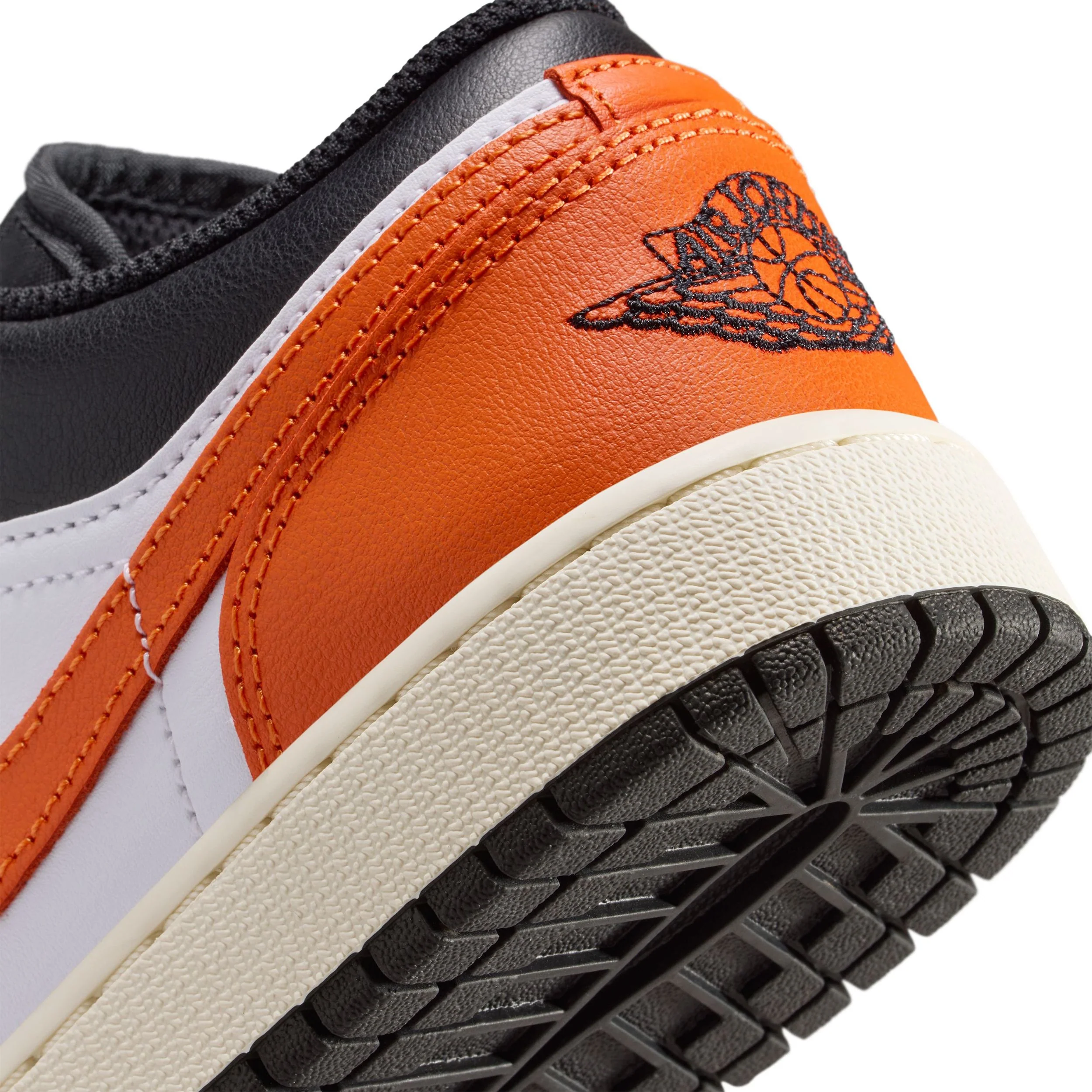 Air Jordan 1 Low (Big Kid) - Image 8