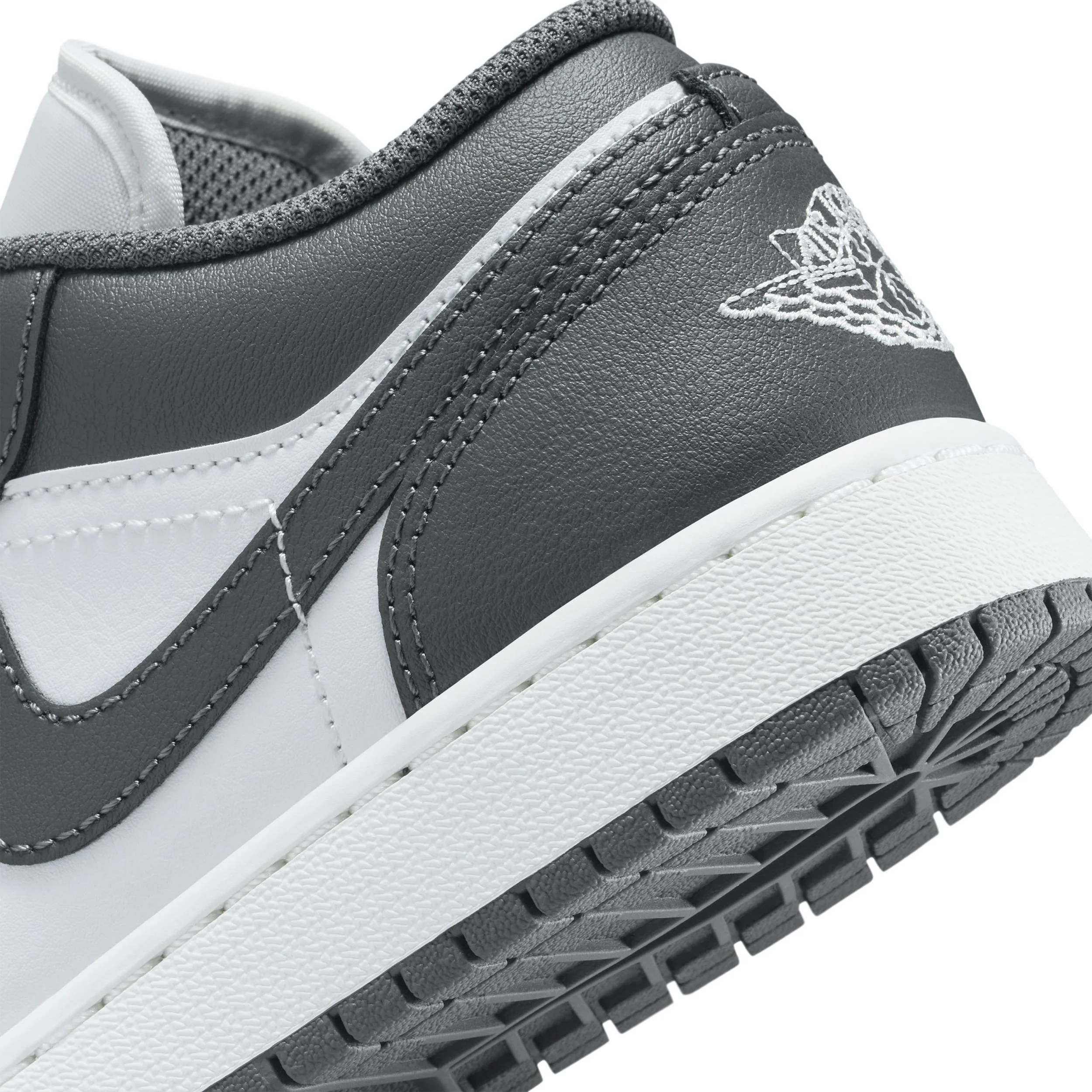 Air Jordan 1 Low (Big Kid) - Image 8