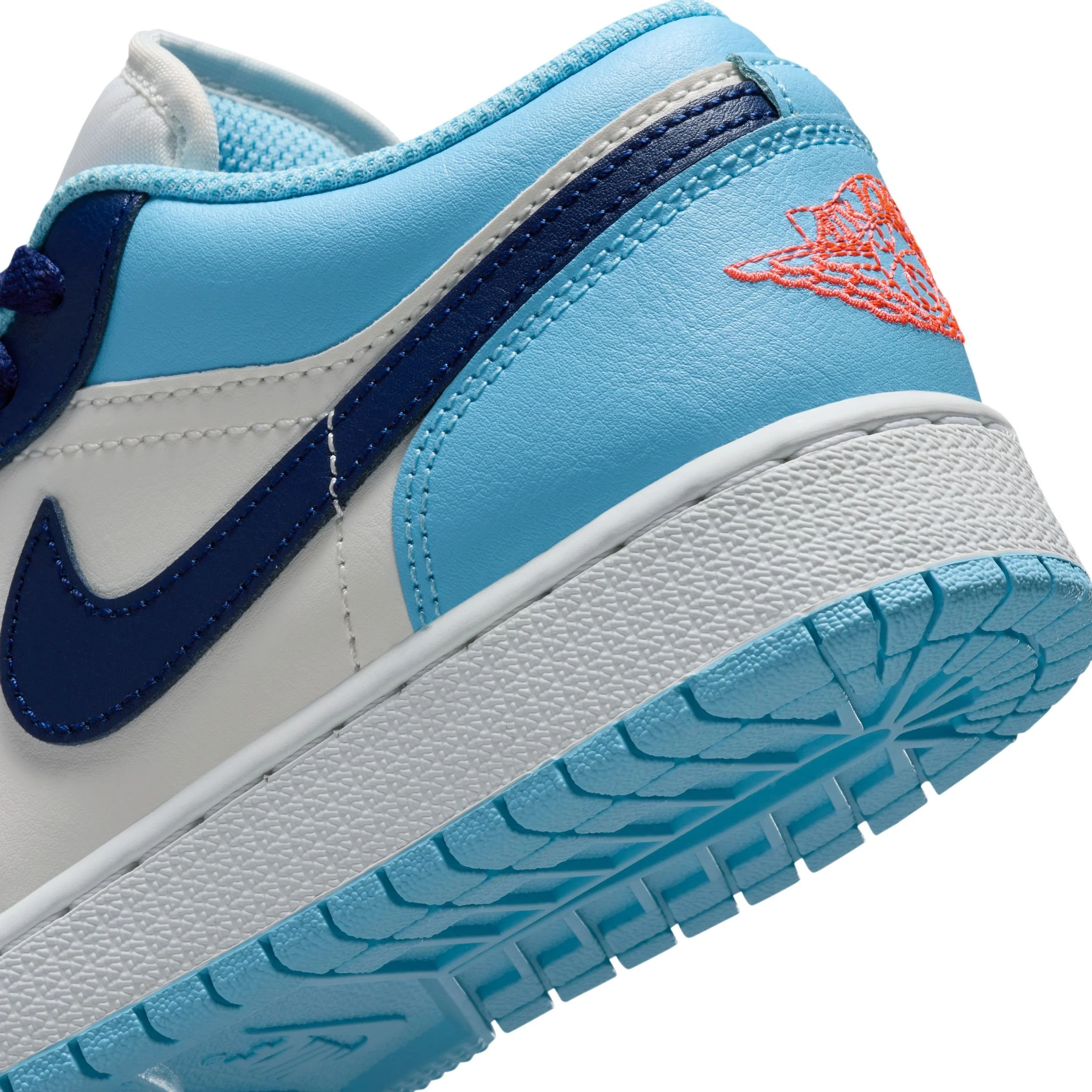 Air Jordan 1 Low Og (Big Kid) - Image 8