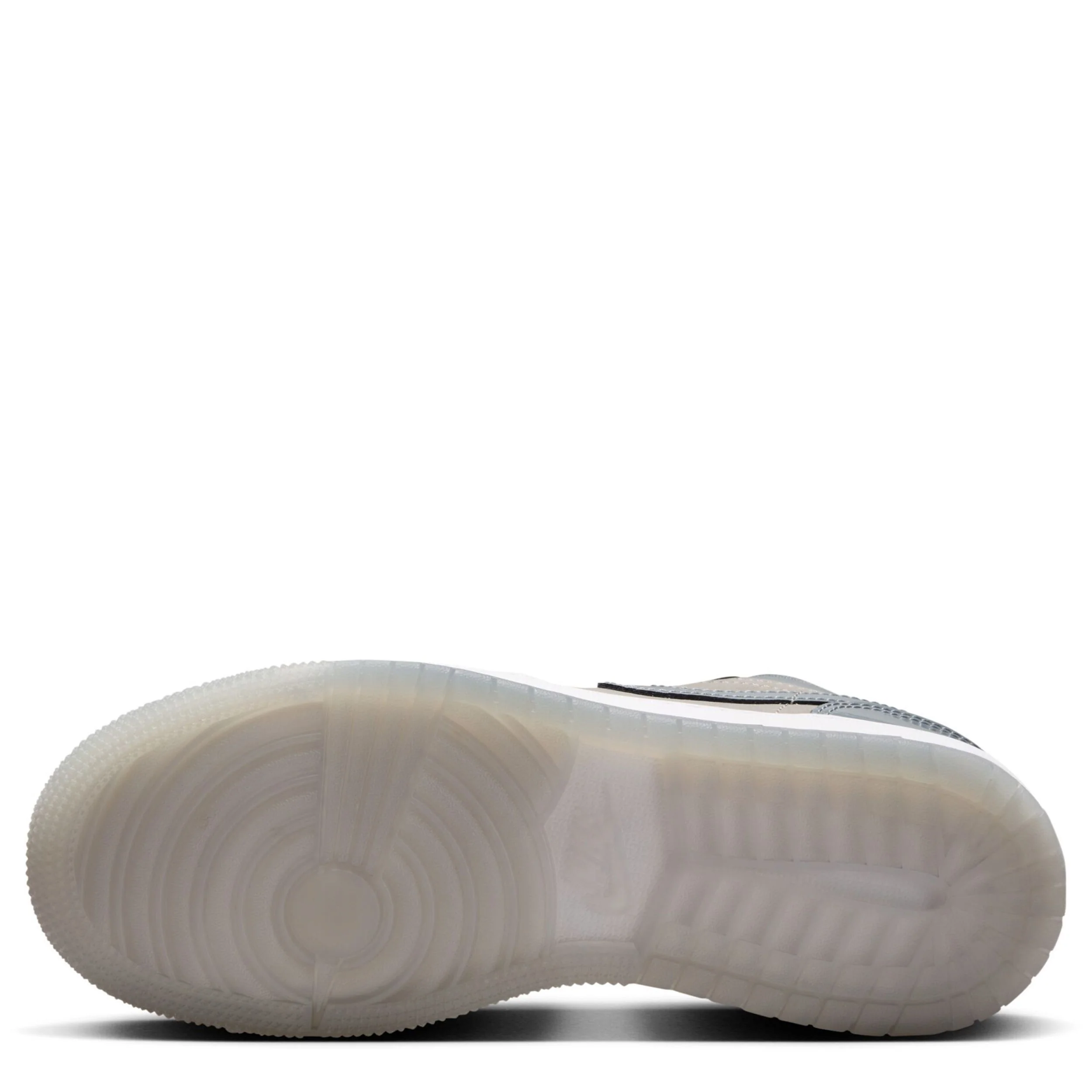 Air Jordan 1 Low Se (Big Kid) - Image 6