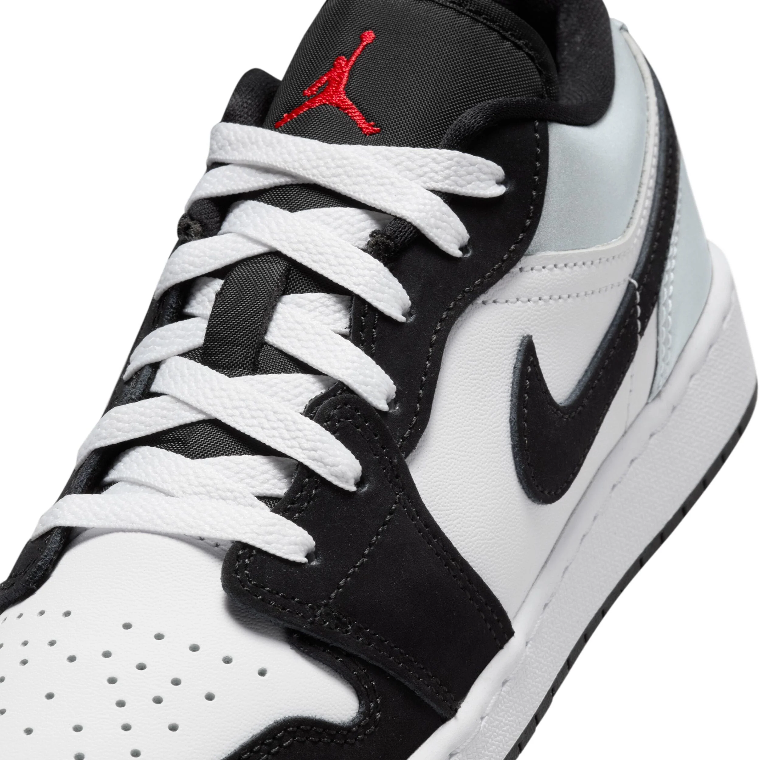 Air Jordan 1 Low Se (Big Kid) - Image 9