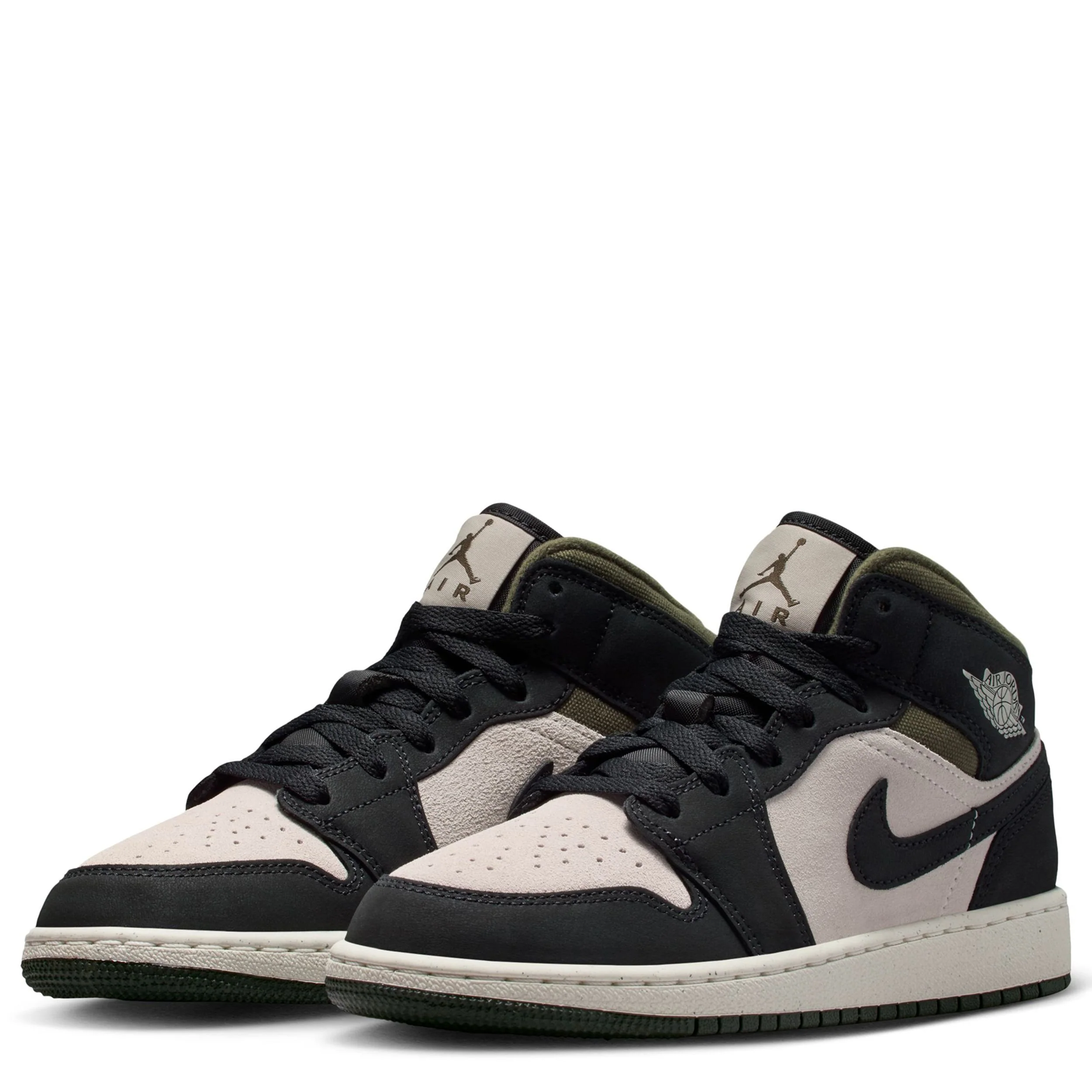 Air Jordan 1 Mid (Big Kid) - Image 3