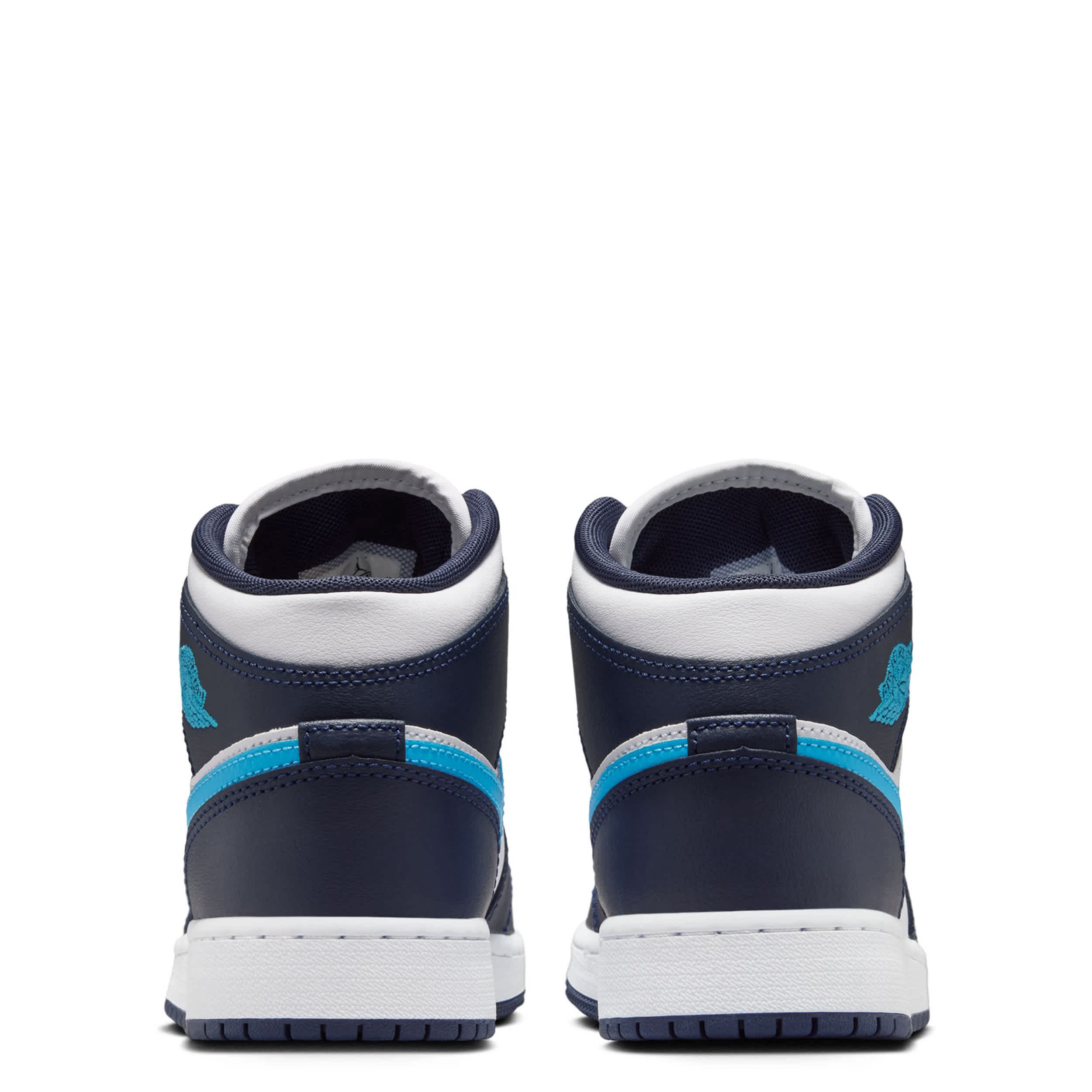 Air Jordan 1 Mid (Big Kid) - Image 4