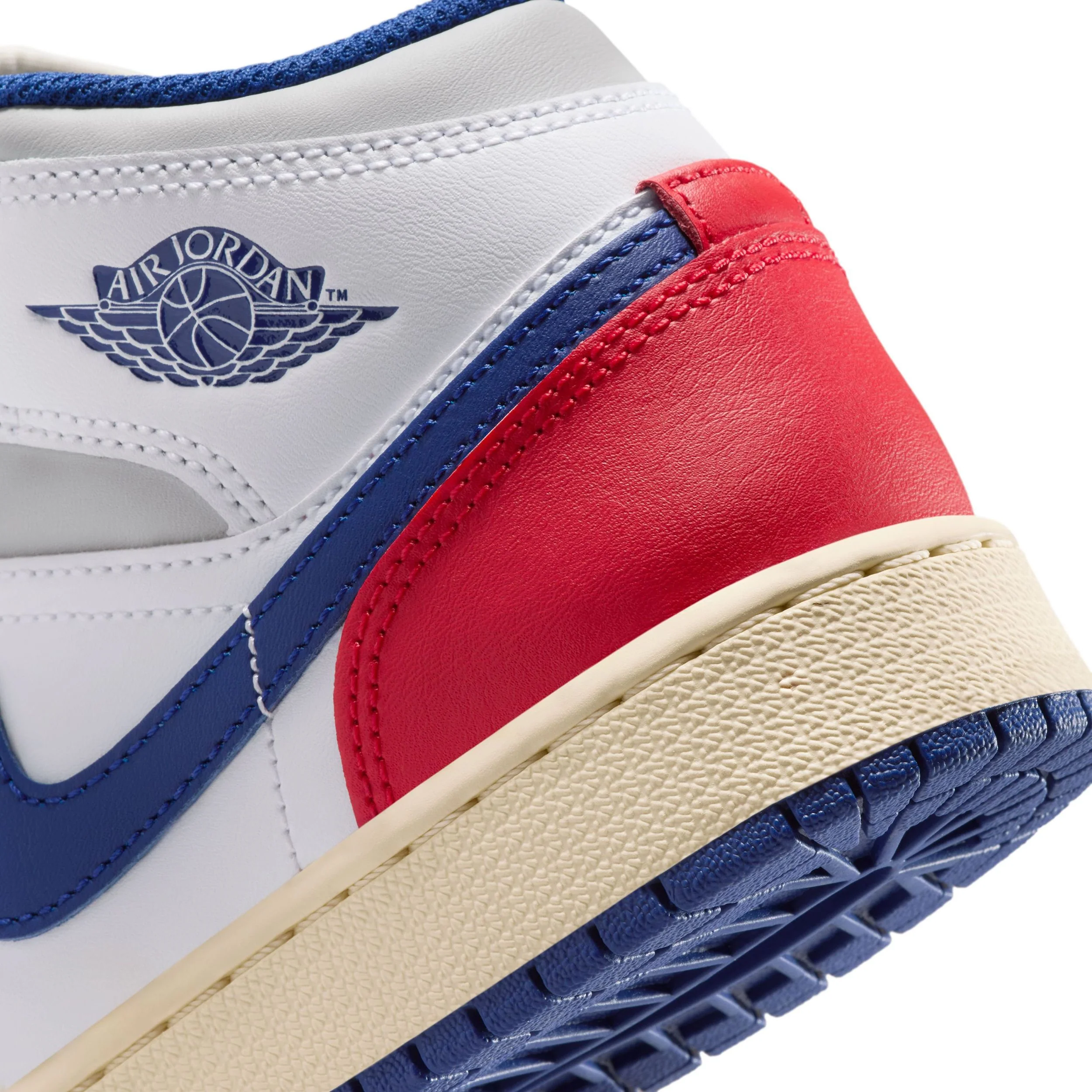 Air Jordan 1 Mid (Big Kid) - Image 8