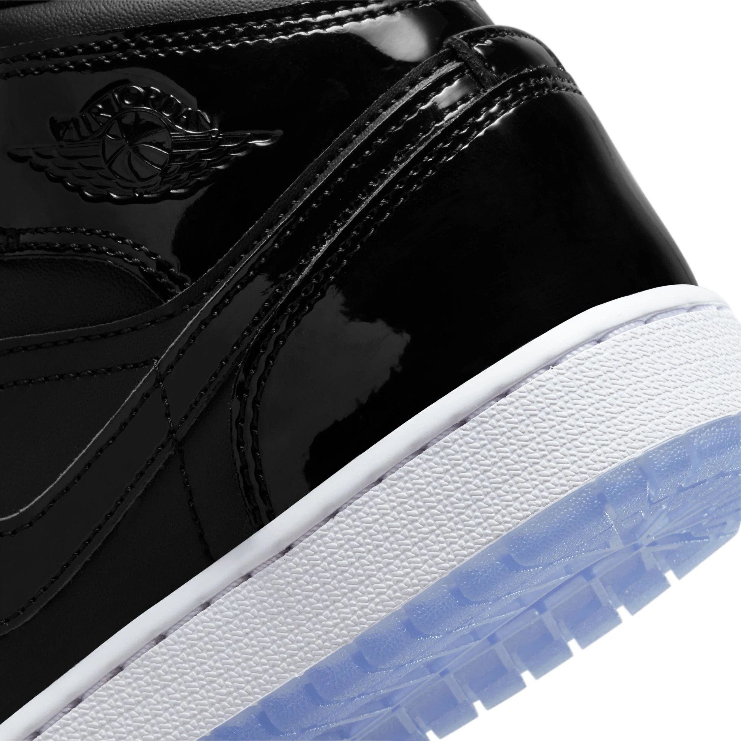 Air Jordan 1 Mid Se (Big Kid) - Image 8