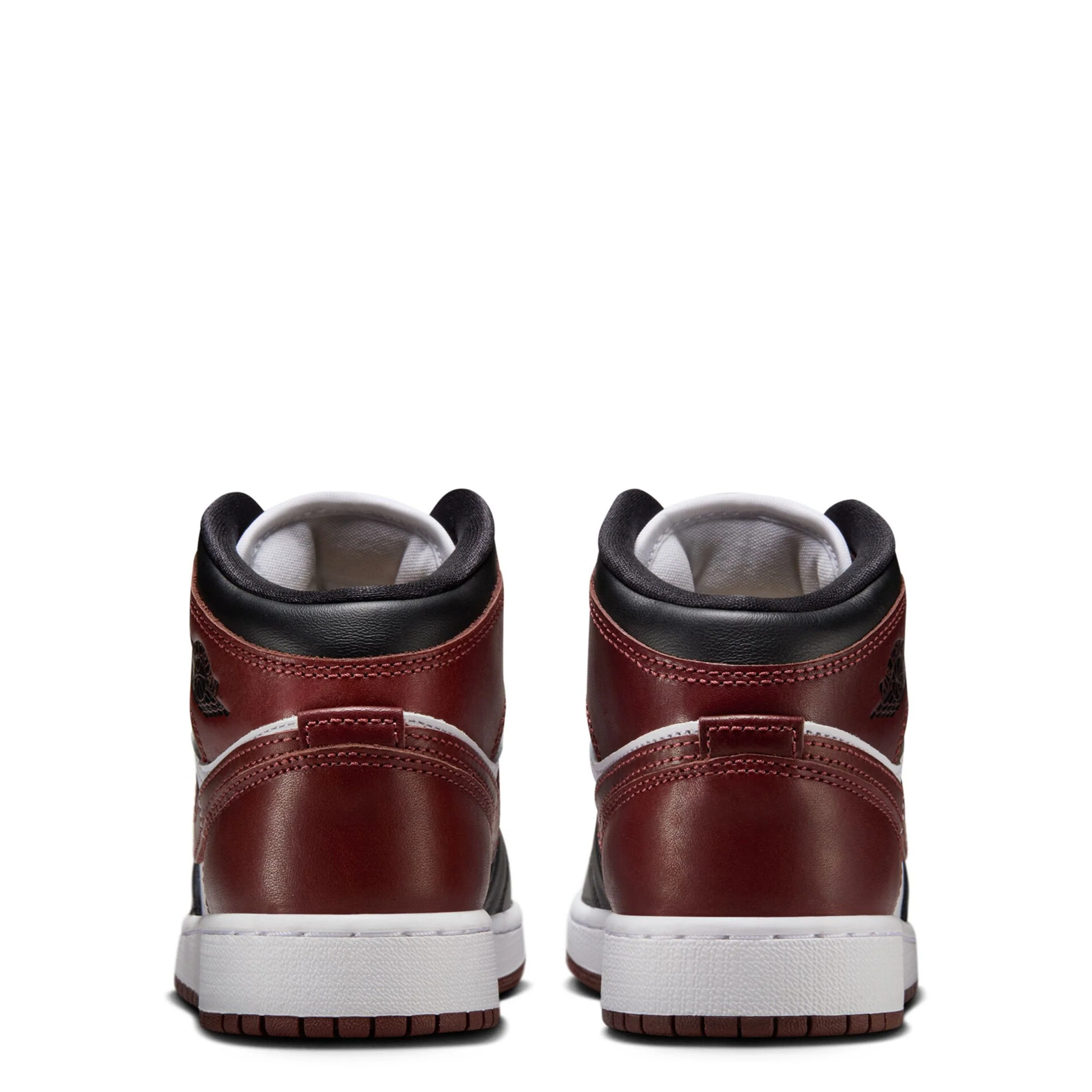 Air Jordan 1 Mid Se (Big Kid) - Image 4