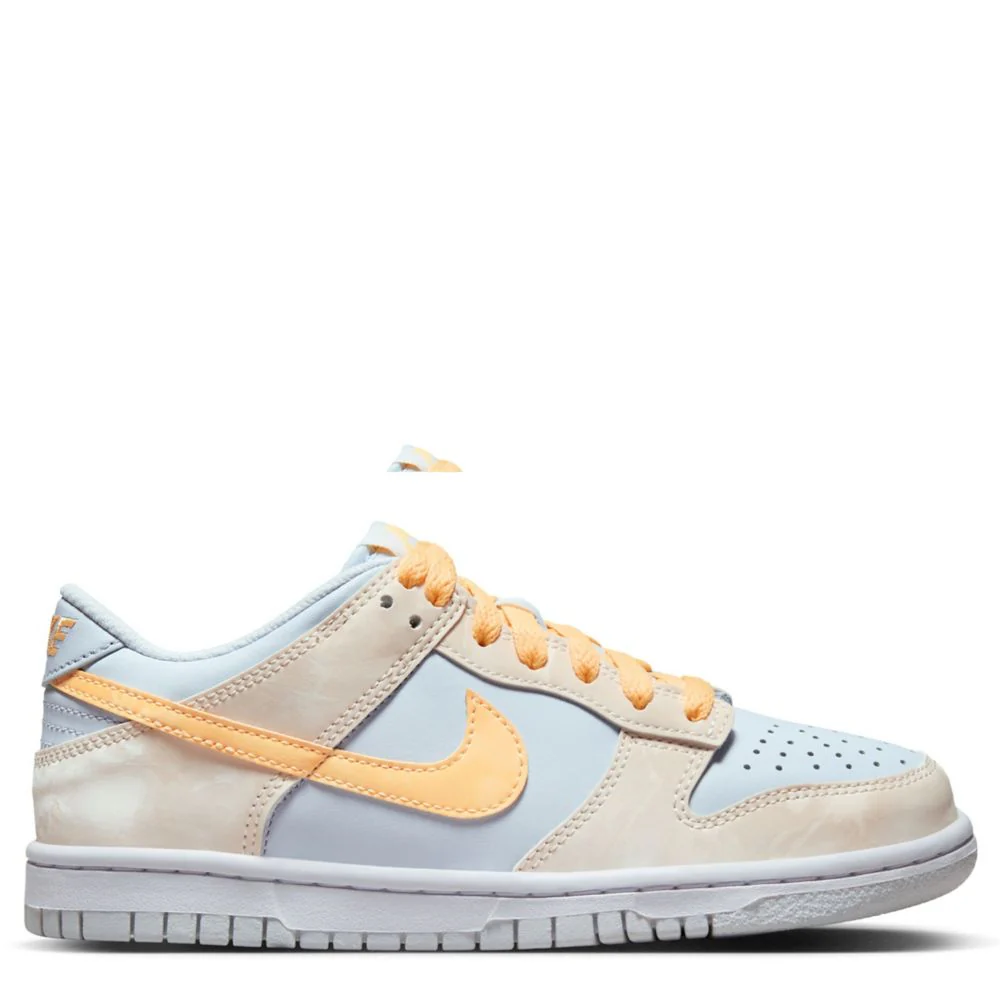 Dunk Low (Big Kid) - Image 2