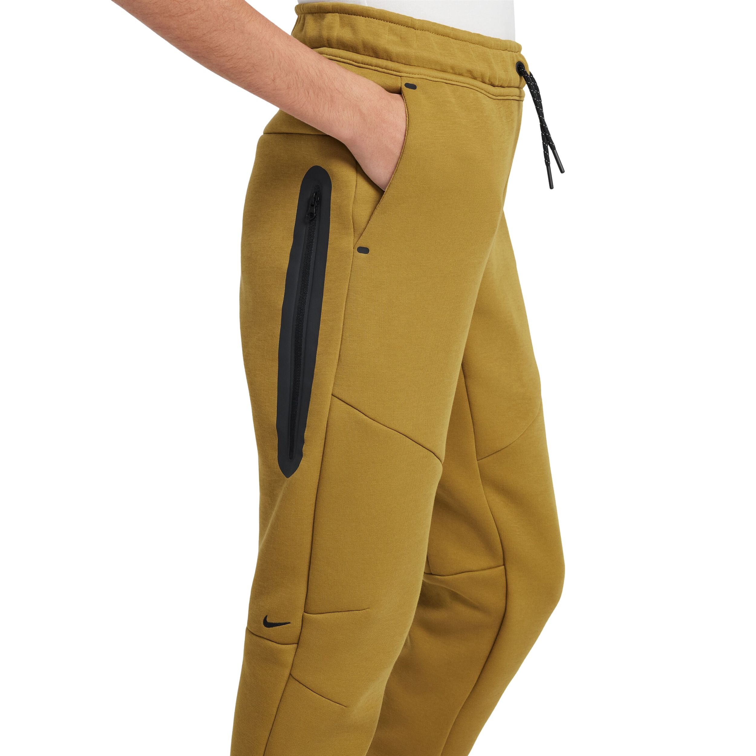 Tech Fleece Pant (Big Kids) - Image 3